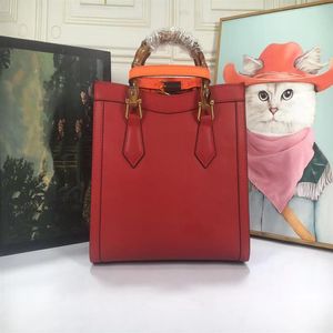 2022Ladies Designer De Luxe En Cuir Bandoulière Shopping Sacs À Bandoulière Mode Portefeuilles Nouvelles Couleurs Grand Sac À Dos238J