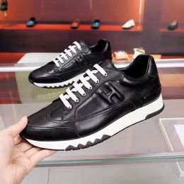 2022S Topkwaliteit Casual Heren Schoenen Luxe Designer Sneaker Echt Gestreepte Rubber Outsole Lederen Puntige Runner Outdoors Size38-44 KJL00001