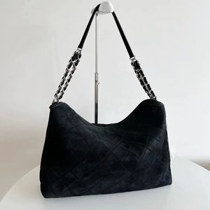 Début de l'automne France Sacs en cuir de vachette pour femmes Sacs à bandoulière en métal argenté Grande capacité Tendances de la mode Street Messenger Pocket 38cm Embrayage