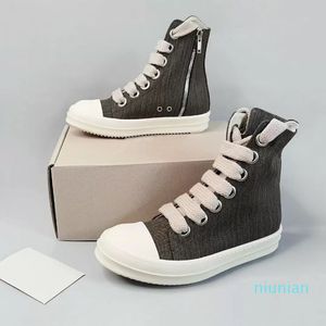 2022SS Runner Sneakers Mage Lace Top Kwaliteit Canvas Boots TPU Geurige zool Ramones Rock Trainer Botas