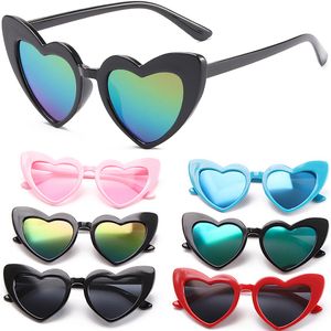 2023 100 zonnebrillen Designer Kinderen meisjes jongens zonnebril hartvorm kinderen strandbenodigdheden uv beschermende brillen