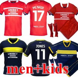 23 24 Middlesbrough Soccer Jerseys 2023 Tavernier Payero Howson McNAIR AKPOM CLARKE FRY FORSS LENIHAN Maillot de football Uniformes Hommes Enfants Kits uniformes