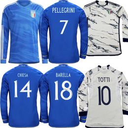 2023 2024 Italie Verratti Mens Soccer Jerseys National Team Pinamonti Totti Raspadori Chiesa Barella Bonucci Home Blue Away Long Manchet Football Shirts