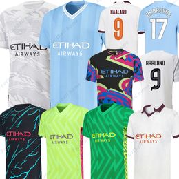 2023 2024 MANS CITYS S SOCCER JERSEY Kid Kit Kit Haaland de Bruyne 23 24 Home Awnward Gardin gardien Version Version de football