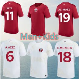 2023 2024 Qatar Soccer Jerseys Équipe nationale 23 24 Afif Ali Hatem Haydos Boudiaf Home Away Hassan Muntari Khoukhi Shirts de football Homam Boualem Men Kits Kits Coupe asiatique
