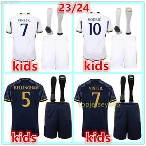 2023 2024 Real Madrids BELLINGHAM VINI JR voetbalshirts kinderen voetbalkits sokken 23 24 kind thuis weg derde jersey shirt camisetas futbol ma HSZ8