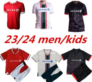 2023 2024 Wrexham voetbalshirts 23 24 DAVIES S. Boden F. Takyi P. Rutherford S. Wedgbury Allsopp Billy Ashcroft voetbalshirt kinderen en volwassenen JONGE MULLIN CANNON 999