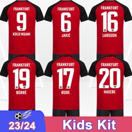 2023 24 Eintracht Frankfurt Mens voetballen Jerseys Lenz Alario Kolo Muani Koch Borre Skhiri Home Red Black Child Football Shirts Uniformen