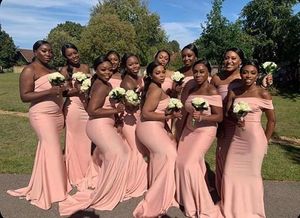 2023 Robes de demoiselle d'honneur africaines de taille plus sirène longueur de plancher élastique satin noir femmes élégantes noires longues robes d'invités de mariage