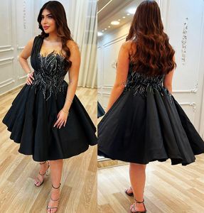 2023 Árabe Aso Ebi Vestidos de fiesta de encaje negro Vestidos de fiesta con cuello transparente Fiesta formal de noche corta Segunda recepción Compromiso de cumpleaños Vestidos de dama de honor Vestido ZJ7077