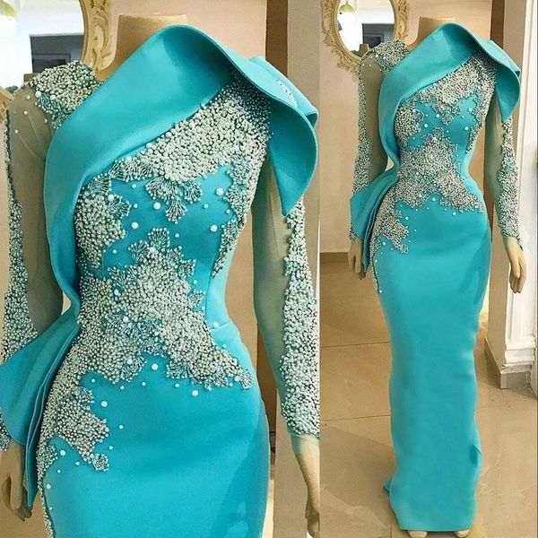 2023 Les robes de soir￩e sexy arabes portent des boucles de cou ￠ menthe turquoise