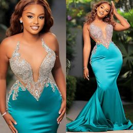 2024 Aso Ebi Hunter Green Mermaid Robes de bal Crystals Crystals Satin Soirée formelle Fête Deuxième réception Robes de fiançailles d'anniversaire robe robe de soirée zj742