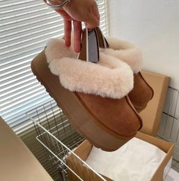 2023 Australië Nieuw patroon Dikke Soled Slippers Australian Classic Keep Warm Man Boots Dames Mini Half Snow Boot Winter Volbont Fluffy Furry Satin Enkle Bootsss