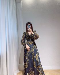 Robe de styliste australienne en soie, imprimé baroque, rétro, Sexy, col en v, strass, taille portefeuille, longue, 10, 2023