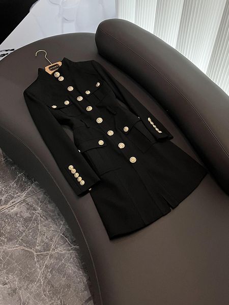 Robe à panneaux de couleur unie noire, manches longues, col montant, Double poches, simple boutonnage, robes décontractées, automne 2023, D3O071430
