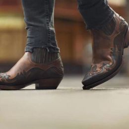 2023 automne nouveaux hommes en cuir PU bottes de Cowboy talon épais pointu plissé imprimé moyen Tube bottes personnalisé mode bottes ZQ0465