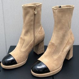 Bottes classiques à fermeture éclair pour femmes, bottes courtes élastiques en daim de mouton et cuir verni à bout rond et talon épais, automne/hiver 2023