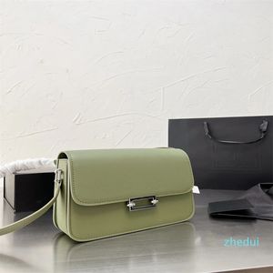 2023-Taschen Luxus-Handtaschen-Designer-Modeblatt ist eine einzelne Schultertasche, Einkaufstasche, klassische kleine Umschlagtaschenmodellierung