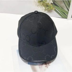 2024 Gorras de bola Marca Guuccii Marca Marca Glakees Graffiti Letras Béisbol Visera de sol Lengua de pato Courbe Brim Hombres y mujeres A1