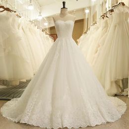 2023 kralen borduurgraden trouwjurken trouwjurken prinses jurk corset sweetheart organza ruches kathedraal trein bruidsjurk kant plus size custom made made