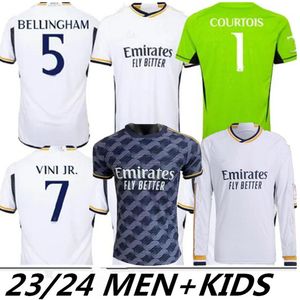 Maillots de football BELLINGHAM VINI JR 2023 Tchouameni 23 24 Mbappe COURTOIS CAMAVINGA ALABA Rodrygo Manches longues Camisetas hommes enfants kit uniformes joueur du REAL MADRIDS