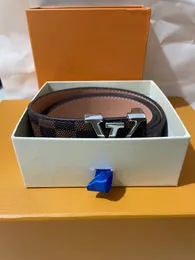 2023 ceintures hommes Desinger ceinture en cuir mode femmes accessoires luxe lettre ceinture grande boucle en or haute qualité décontracté bracelet d'affaires AAAAA