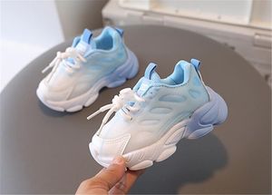 2023 bestseller kinderschoenen nieuwe sneakers schoenen jongen en meisje schoenen zachte zolen ademende anti slip gradiënt kleur witte schoenen