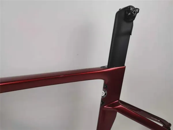 2023 pièces de vélo cadre en carbone cadre de vélo de route guidon tige fourche tige de selle casque pince adapté au changement électronique Di2 2 ans de garantie