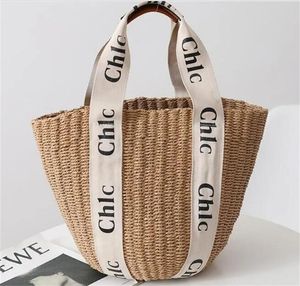 2023 большая сумка дизайнерская мода деревянная сумка-тоут из рафии для мужчин и женщин сумки из тканой кожи сумки-ведра с буквами лето