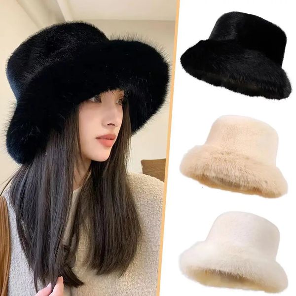 2023 Big Faux Fur Fluffy Bucket Hat pour femmes Luxury Hiver Luxury Medames épaissis Snow surdimensionné Panama Cap 240318