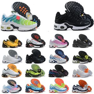 2023 Big Kids Chaussures Tn Enfant Designer Tn Plus Youth Sneakers Low Chaussure Enfants Bébé Garçons et Filles Triple Noir Rouge Dlive Blanc Rose Gris Baskets Grande taille 35 extérieur