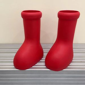 2023 Big Boot Red Mens Designer Womens MSCHF THEP BOIND REFFORK PLATPOSSION FLAT PLATROYAGE BOOTS ONSIDÉSIMIÉS BOOTS BATUILES SOOTES DE SOI