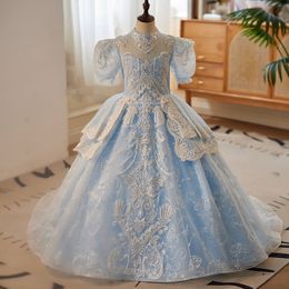 2023 bleu Scoop robes de fille de fleur fleurs faites à la main Tulle petits bébés mariage luxueux Communion Pageant robe robes perles cristal petite fille robes de mariée