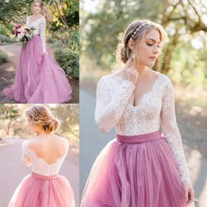 2023 Blush Pink Country Bohemain Vestidos de novia Sheer Lace Manga larga Sin espalda Capas Falda de tul Summer Garden Beach Bridal Gow328B