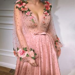 2023 Blush Pink Pearls Vestido formal de fiesta con mangas Largo con cuello en V Flores 3D Apliques Glitter Tulle Una línea Vestidos de fiesta de noche Ar172I