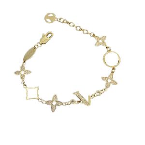 2023 Bracelet Femmes Boutons de manchette Designer Lettre Bijoux Diamant Plaqué Or Charm Bracelet Amant Giftantiallergy et Nonfading1