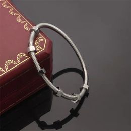 2023 Brand Classic Cuff Dames Personaliseerde schroefontwerper Modepaar Gold Roestloze stalen armband voor mannen