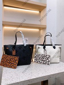 2023 Brand Designer Femmes Sacs Classic Leopard Print Handsbag With Wallet En cuir Sac Embrayage Embrayage Package Crossbody Packages