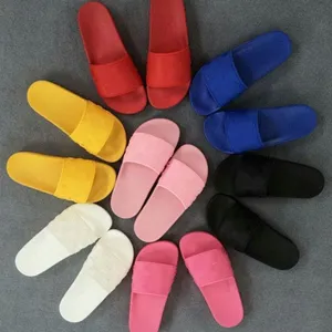 2023 marque New Rubber Slides Sandals marque florale de luxe Brocade Womens luxurys Men Slipper Flat Bottoms Flip Designers Flops Womens Fashion Striped Beach Pantoufles