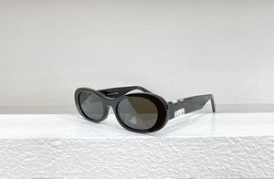 2024 Lunettes de soleil à verres ovales marron M06Z de haute qualité pour femmes et hommes, lunettes de soleil de styliste, style classique, rétro, conduite unisexe, anti-UV400 avec étui