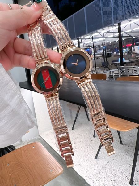 2023 Montre de couple à quartz d'affaires en acier inoxydable de qualité supérieure, montre bleue cuite, lentille en saphir, étanche en profondeur, cadeau de mode 33