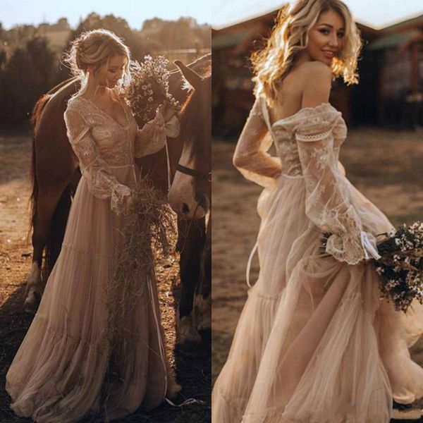 2023 Charming Lace Spring V-cuello Jardín Vestidos de novia Boho Bohemio Manga larga Sheer Árabe Tallas grandes vestido de novia Vestido de novia Bola Novia