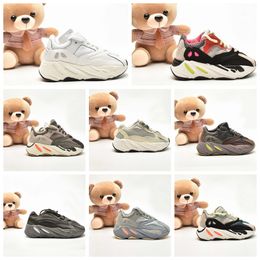 2023 Kinderen V2 Kinderschoenen Outdoor Schoenen Courant Blush Desert Utility Zwart Chaussures Baby Peuter Kid Schoen Sneakers Ouest Enfant Boys Et Filles Pour Size