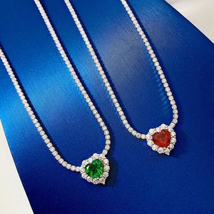 2023 Choucong Brand Hanger Noble Sieraden Real 100% Sterling Sier Hartvorm Emerald Ruby Moissanite Diamond Party Dames Tennies ketting Valentijn