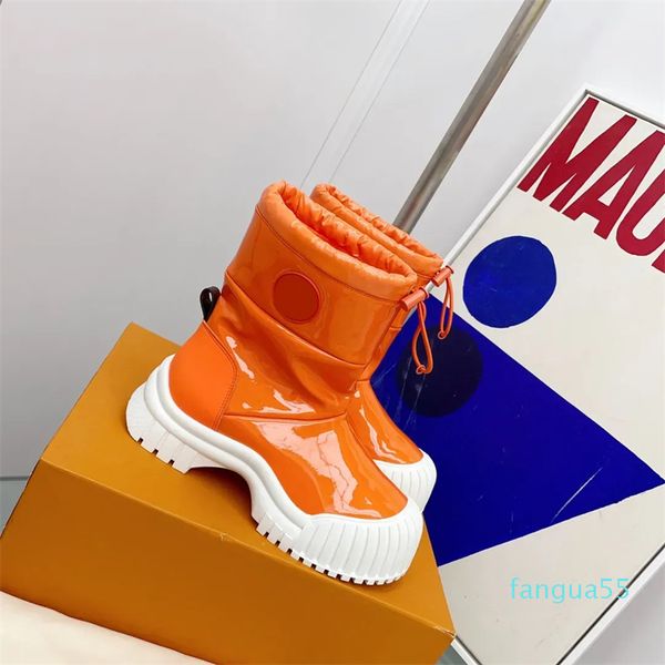 2023-Classic Designer Bottes chaudes Chaussures de sport à la mode Baskets Top Running Coach Femmes Semelle épaisse Creeper Chaussures Femmes Casual Chaussures plates Tailles 35-42