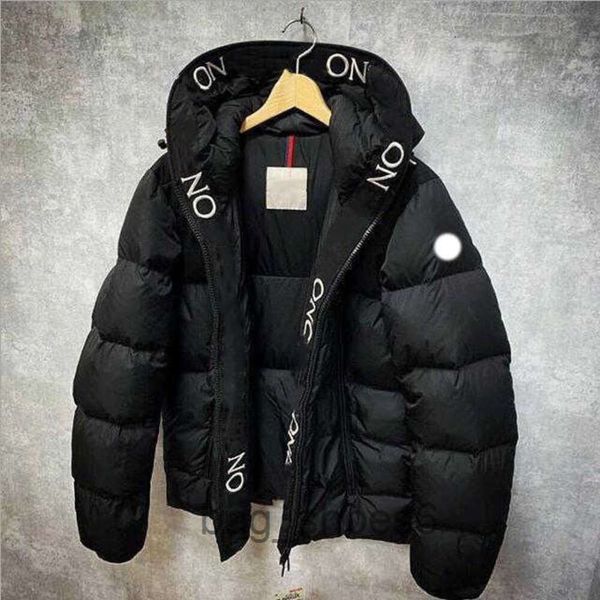 2023 Hombres clásicos Moda Diseñador de lujo Marca Chaqueta de plumón Parkas Hombre Epaulettes Tendencia Abrigos de invierno para hombre Decoraciones cálidas Letra P