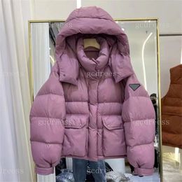 2023 Coats Designer Femmes Velles d'hiver pour femmes Veste de la veste pour femmes, White Down Parka, Veste à basse chaude et épaissie des femmes, vêtements surdimensionnés à capuche