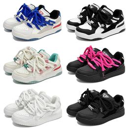 2023 design coloré couple style chaussures décontractées homme respirant noir rose bleu blanc sport en plein air