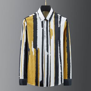 2023 Court Style Stripe Shirt Men 100% Coton Chemises décontractées à manches longues à manches longues de haute qualité Shirts Social Party Tuxedo