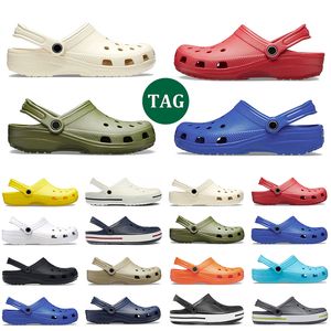 2023 Cro hombres mujeres sandalias de diseñador para hombre zapatillas de verano niños adultos toboganes impermeables balck blanco rosa azul para mujer Zapatos de enfermería al aire libre